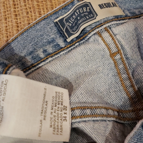 Vintage Signature Levi Strauss Regular Fit Jeans - Picture 4 of 6